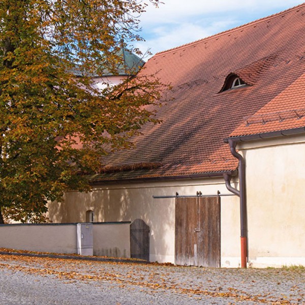 CSU-Haag-Umgestaltung-historischer-Schlosshof